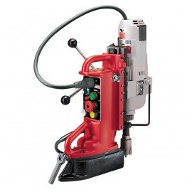 Taladro Electromagnetico 1-1/4" Base Ajustable MILWAUKEE MIL4208